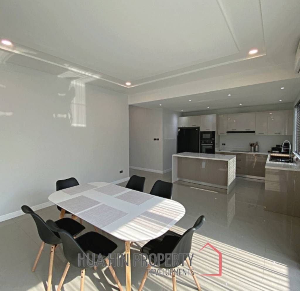 KAYLANA HUA HIN  : 3 bed modern pool villa