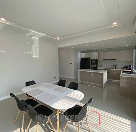 KAYLANA HUA HIN  : 3 bed modern pool villa