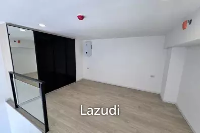 44 sqm loft condo on 12th floor in Bang Kapi Huai Kwang Bangkok