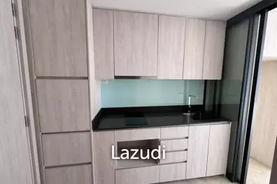 44 sqm loft condo on 12th floor in Bang Kapi Huai Kwang Bangkok