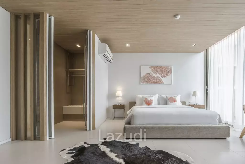 Ultra-Luxury Pool Villa at Veranda Residence