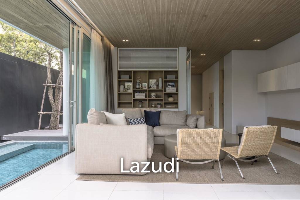 Ultra-Luxury Pool Villa at Veranda Residence