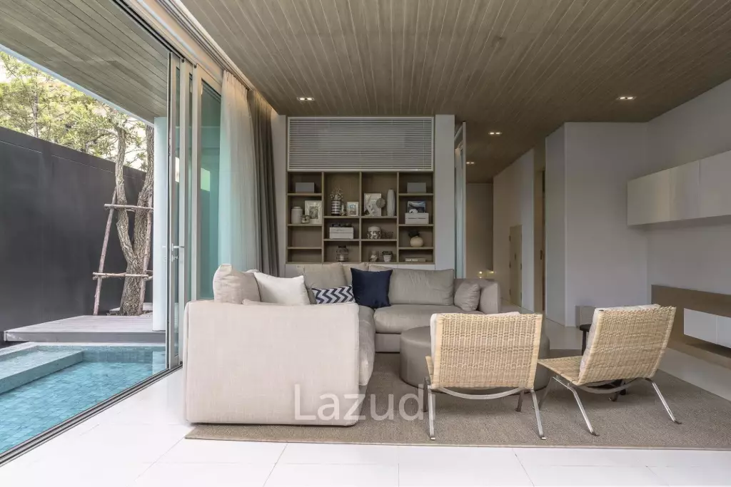Ultra-Luxury Pool Villa at Veranda Residence
