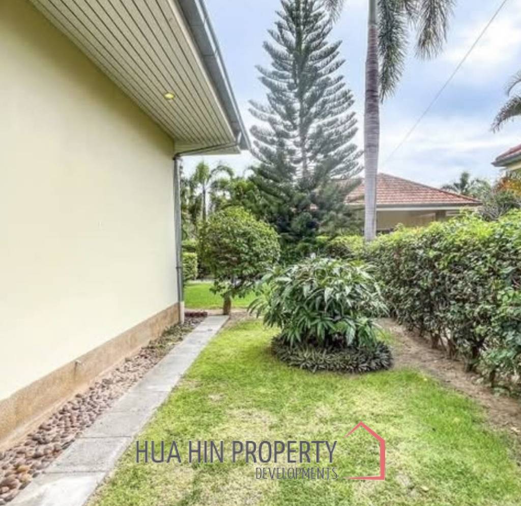 PINEAPPLE VILLAGE  : 2 bed retirement villa