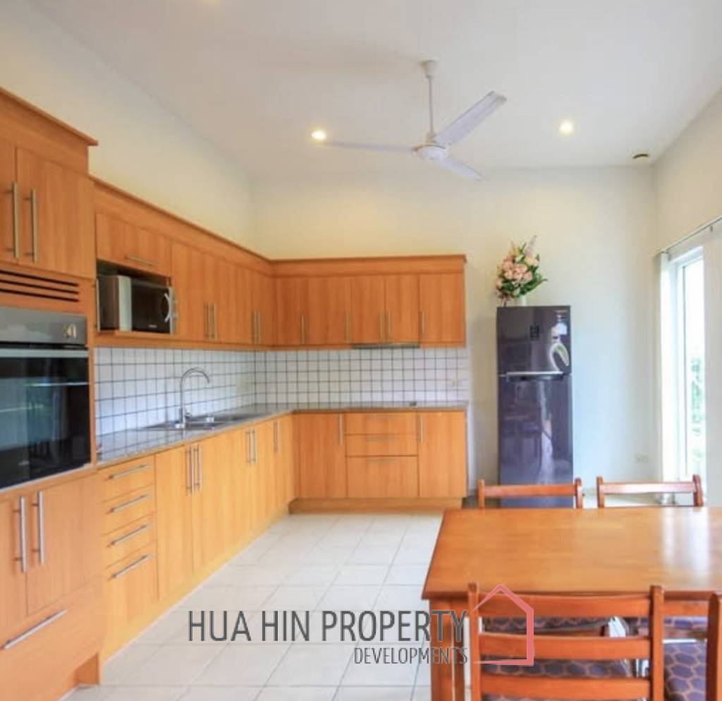 PINEAPPLE VILLAGE  : 2 bed retirement villa