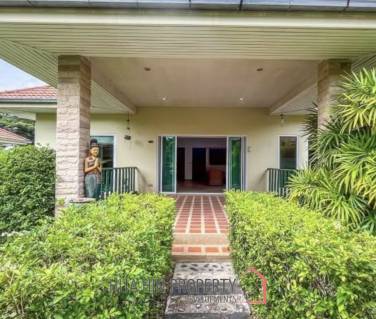 PINEAPPLE VILLAGE  : 2 bed retirement villa