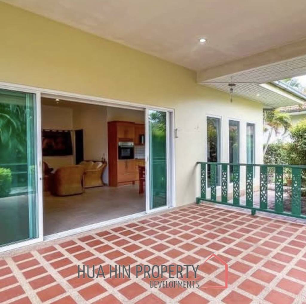 PINEAPPLE VILLAGE  : 2 bed retirement villa