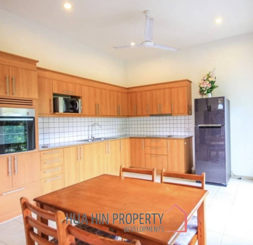 PINEAPPLE VILLAGE  : 2 bed retirement villa