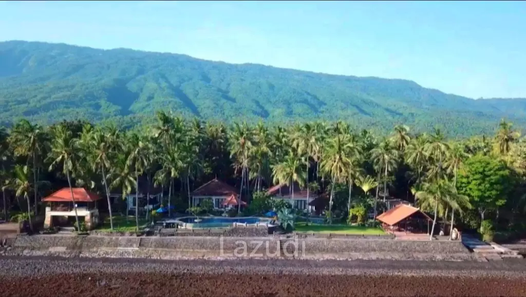 Exceptional Peaceful Beachfront Villa Resort in Sambirenteng Buleleng, North Bali