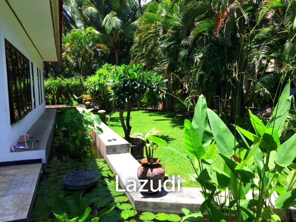 Exceptional Peaceful Beachfront Villa Resort in Sambirenteng Buleleng, North Bali