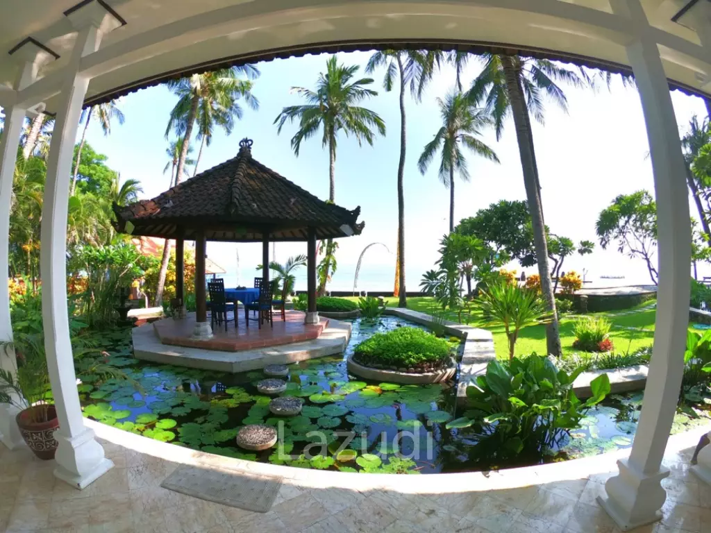 Exceptional Peaceful Beachfront Villa Resort in Sambirenteng Buleleng, North Bali