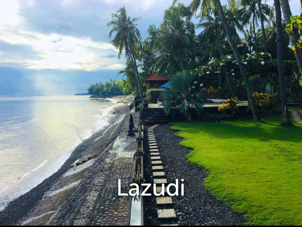 Exceptional Peaceful Beachfront Villa Resort in Sambirenteng Buleleng, North Bali