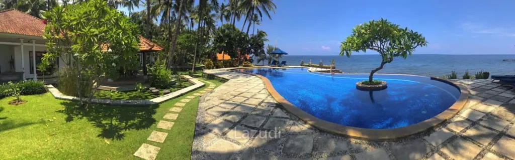 Exceptional Peaceful Beachfront Villa Resort in Sambirenteng Buleleng, North Bali