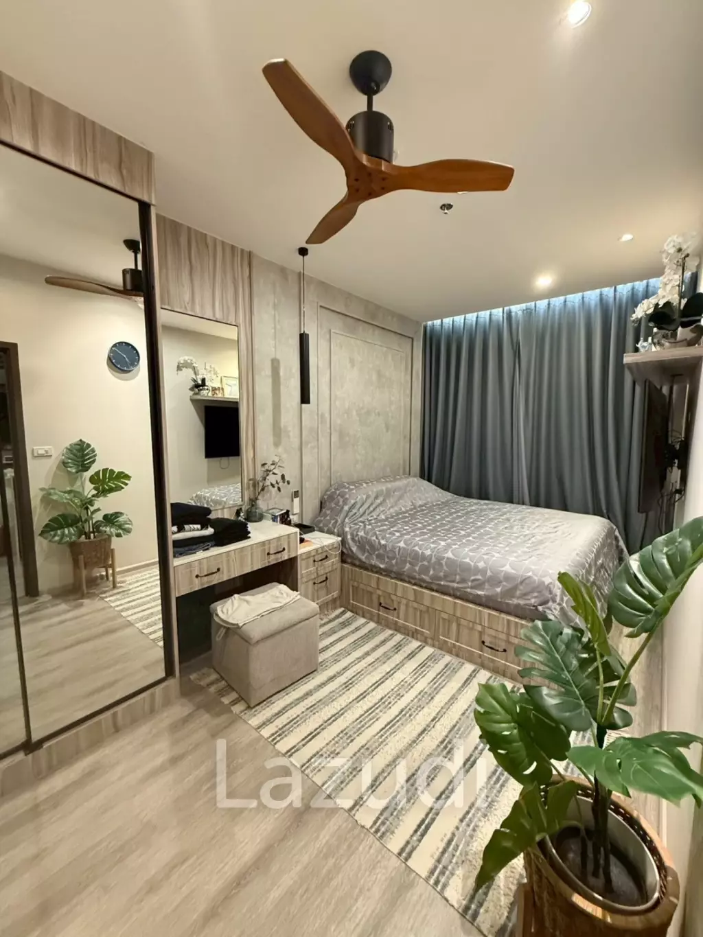 1 Bed 1 Bath 53 SQ.M IDEO Mobi Sukhumvit 66