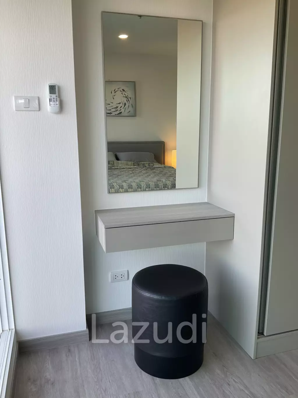 New condo in 20th floor