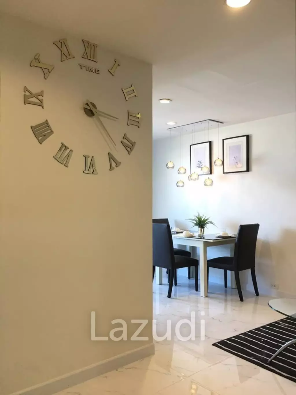 High Floor 61 sqm Condo at The Waterford Diamond Khlong Toei