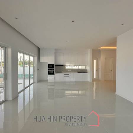 MODERN POOL VILLA NEAR  HUA HIN INTERNATIONAL SCHOOL  : 3 bed new pool villa