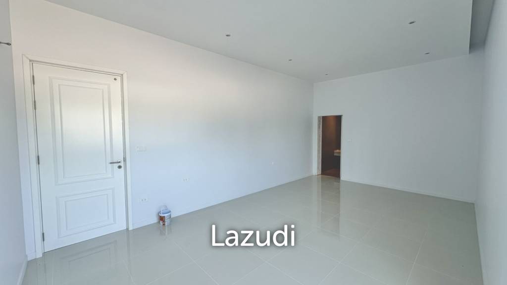 MODERN POOL VILLA NEAR  HUA HIN INTERNATIONAL SCHOOL  : 3 bed new pool villa