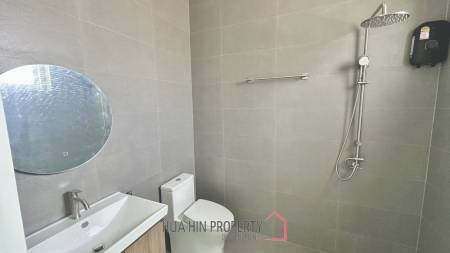 MODERN POOL VILLA NEAR  HUA HIN INTERNATIONAL SCHOOL  : 3 bed new pool villa