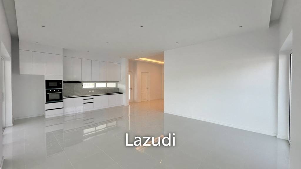 MODERN POOL VILLA NEAR  HUA HIN INTERNATIONAL SCHOOL  : 3 bed new pool villa