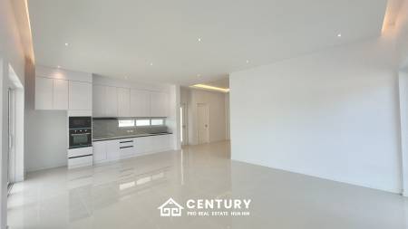 398 ตร.ม 3 เตียง 3 อาบน้ำ วิลล่า For ขาย