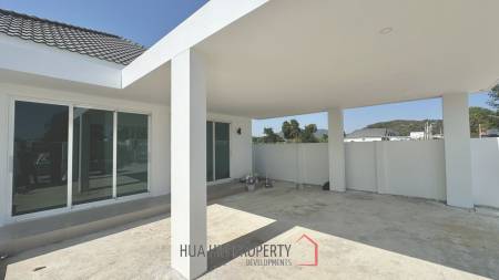 MODERN POOL VILLA NEAR  HUA HIN INTERNATIONAL SCHOOL  : 3 bed new pool villa
