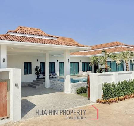 LUXURY VILLA AT BAAN RAK  : 3 bed modern pool villa