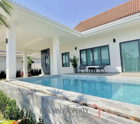 LUXURY VILLA AT BAAN RAK  : 3 bed modern pool villa