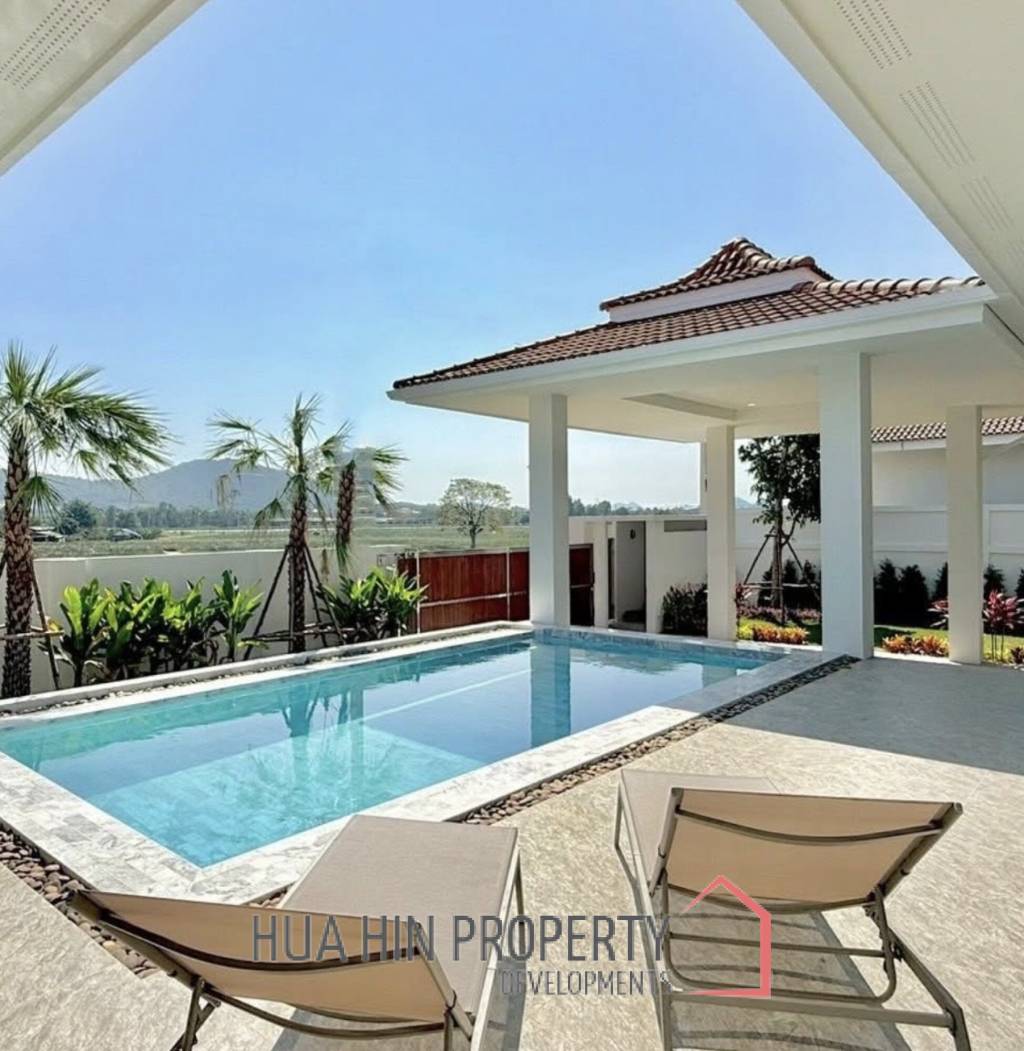 LUXURY VILLA AT BAAN RAK  : 3 bed modern pool villa