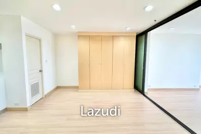 51.65 sqm 1 Bedroom Condo on High Floor at The Waterford Diamond Khlong Toei Bangkok