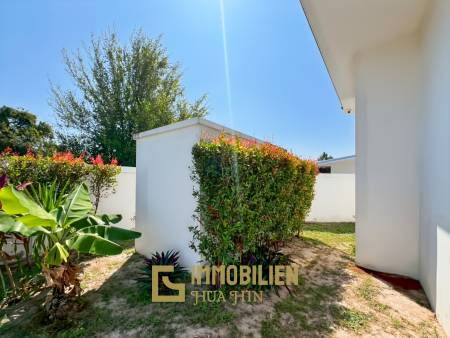 Terrain de 638 m² / 3 chambres + 3 salles de bains / Proche de la ville