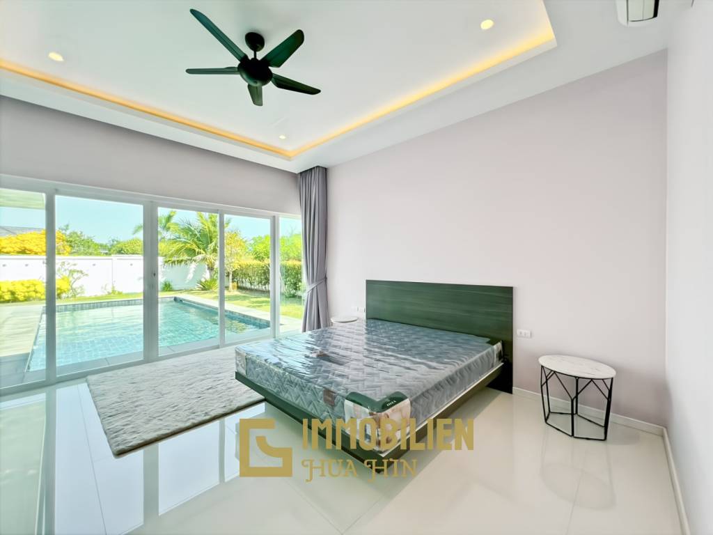 Terrain de 638 m² / 3 chambres + 3 salles de bains / Proche de la ville