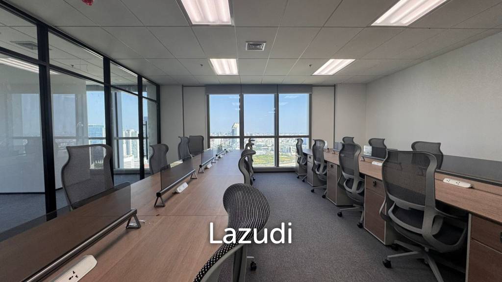 111 sqm modern high floor office in Huai Khwang Bangkok