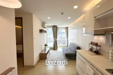 37.94 sqm high floor condo at Emerald Residence Ratchada Din Daeng Bangkok