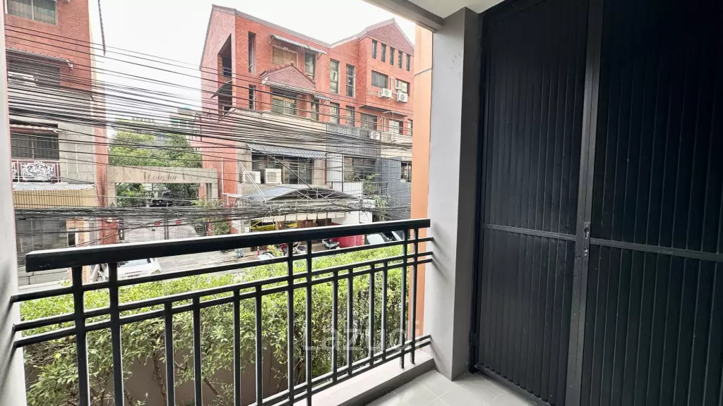 72 sqm modern 2 bedroom condo at Art @ Thonglor 25, Khlong Tan Nuea