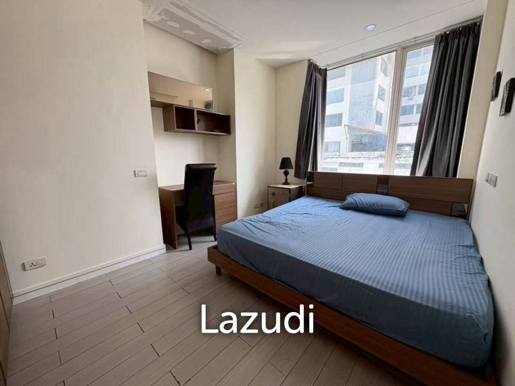 54 sqm 2-Bed Condo on High Floor at TC Green Rama 9, Huai Khwang