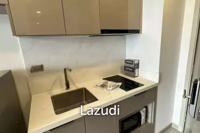 27 sqm 1 Bedroom Condo on 20th Floor at One 9 Five Asoke Rama 9 Huai Khwang