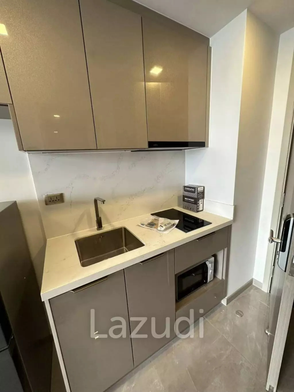 27 sqm 1 Bedroom Condo on 20th Floor at One 9 Five Asoke Rama 9 Huai Khwang
