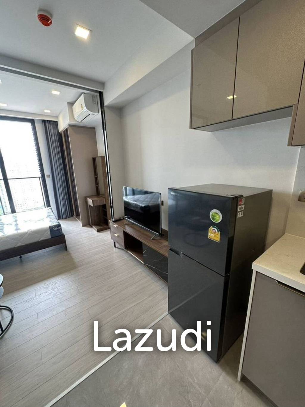 27 sqm 1 Bedroom Condo on 20th Floor at One 9 Five Asoke Rama 9 Huai Khwang