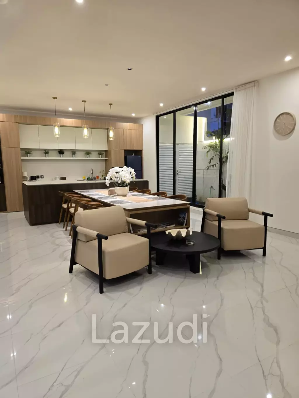 Luxurious 2 Bedroom Leasehold Villa For Sale in Popular Petitenget Seminyak