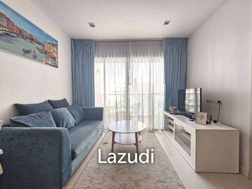 THE SEACRAZE : 2 Bed condo near the beach with Pool View