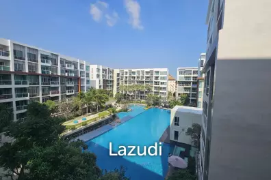 THE SEACRAZE : 2 Bed condo near the beach with Pool View