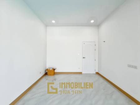 Terrain de 880 m² / entièrement meublé / piscine privée