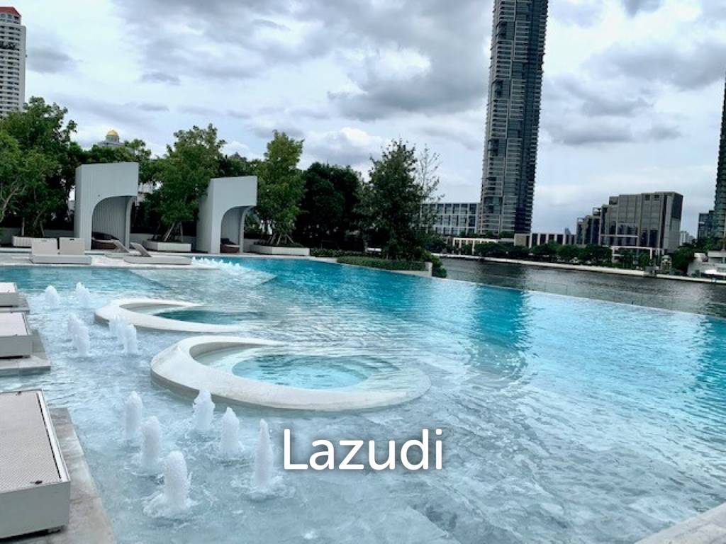 25 sqm High Floor Condo at Chapter Charoennakorn-Riverside Bangkok