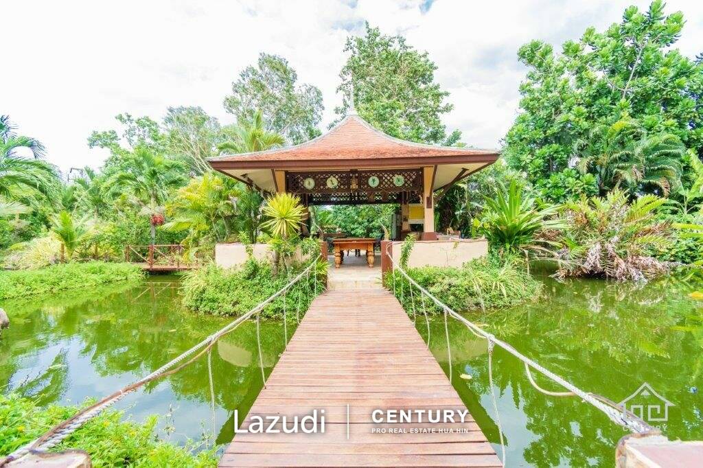 LEELAWADEE: Beautiful 5 Bed Bali Estate with Amazing Floating Sala in Lake