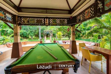 LEELAWADEE: Beautiful 5 Bed Bali Estate with Amazing Floating Sala in Lake