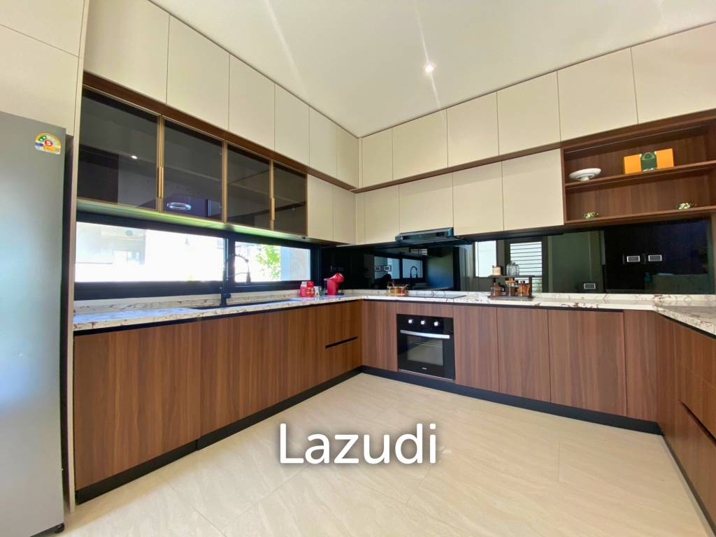 4 Bedroom 4 Bathroom 301 SQ.M. Horizon by Patta