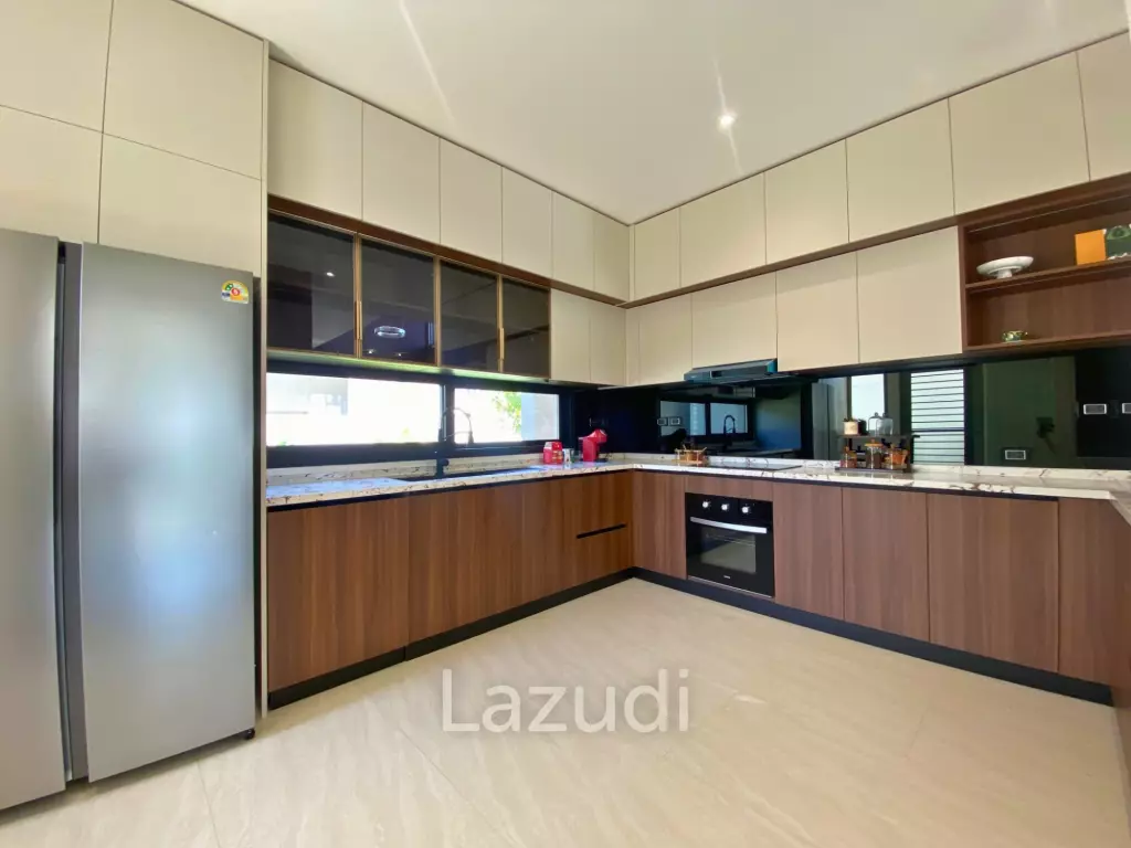 4 Bedroom 4 Bathroom 301 SQ.M. Horizon by Patta