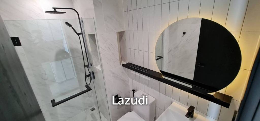 25.5 sqm high floor condo Chapter Charoennakorn-Riverside Bang Lamphu Lang