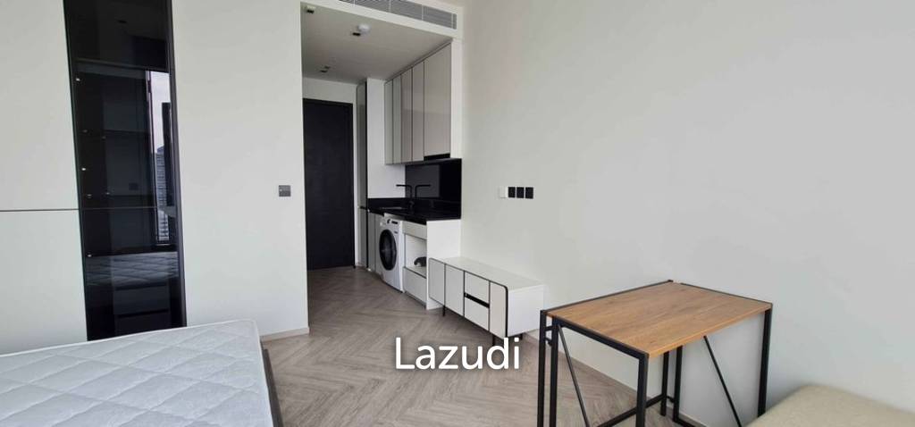 25.5 sqm high floor condo Chapter Charoennakorn-Riverside Bang Lamphu Lang